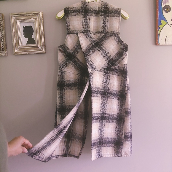 BCBGeneration Long Plaid Vest Size Small - Picture 9 of 16